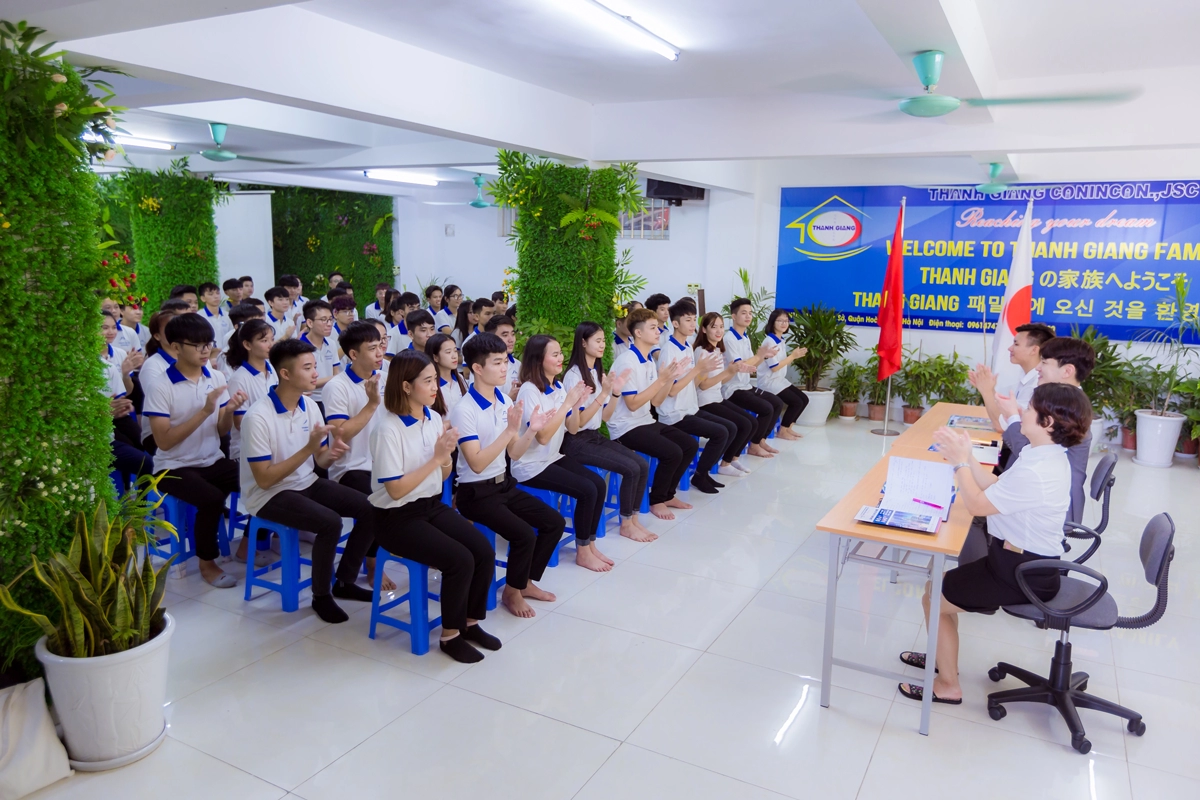 New Student Orientation at Thanh Giang