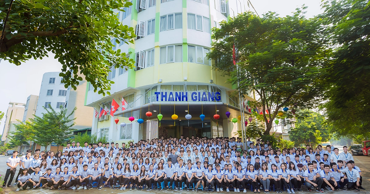 Thanh Giang Students and Trainees